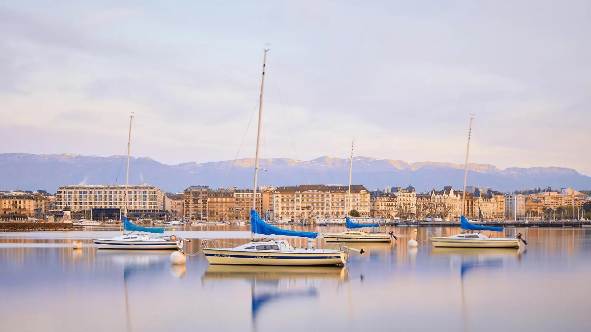 Adina Apartment Hotel Geneva Vernier